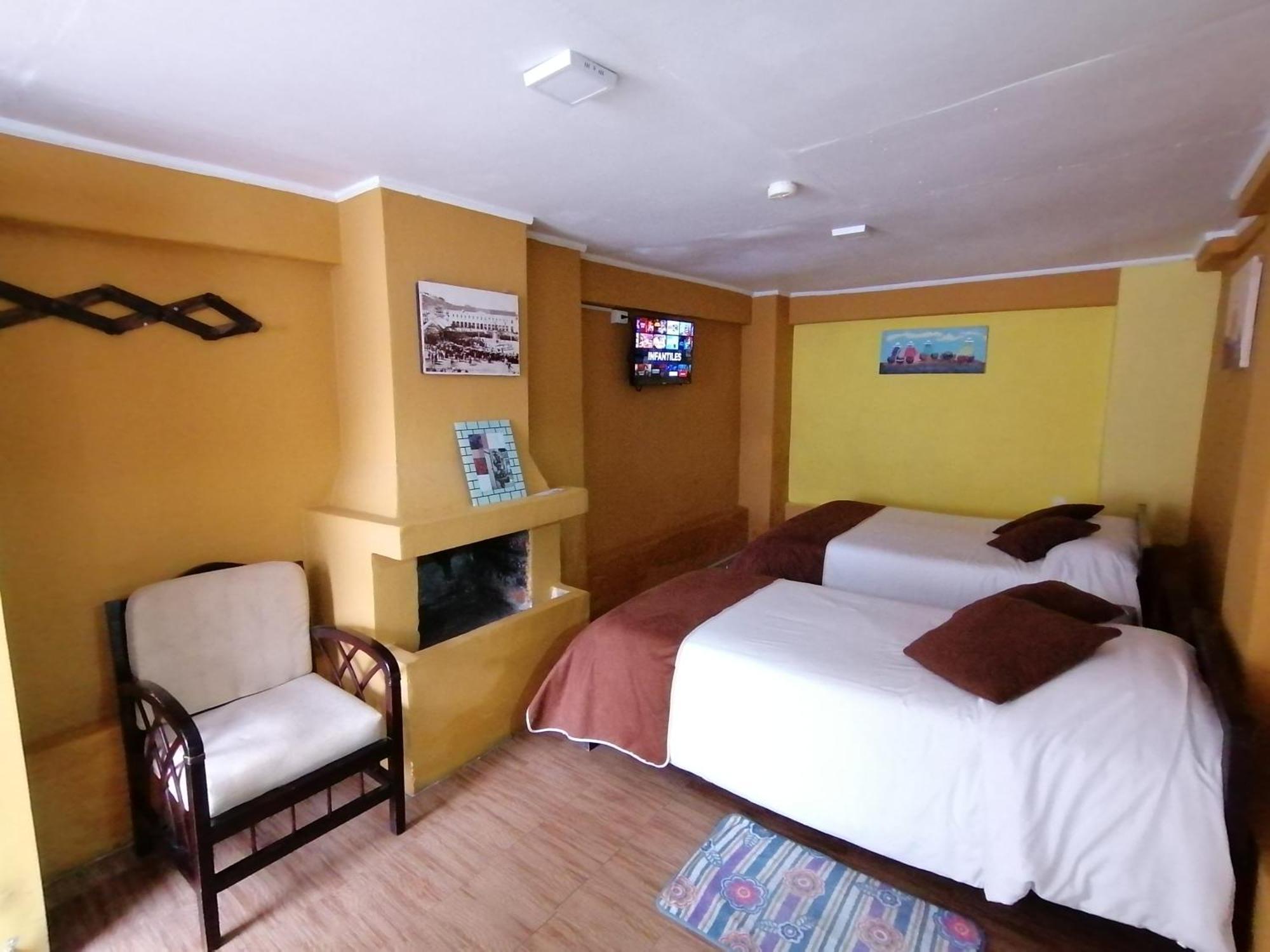 Galapagos Natural Life Hostel Quito Exterior photo